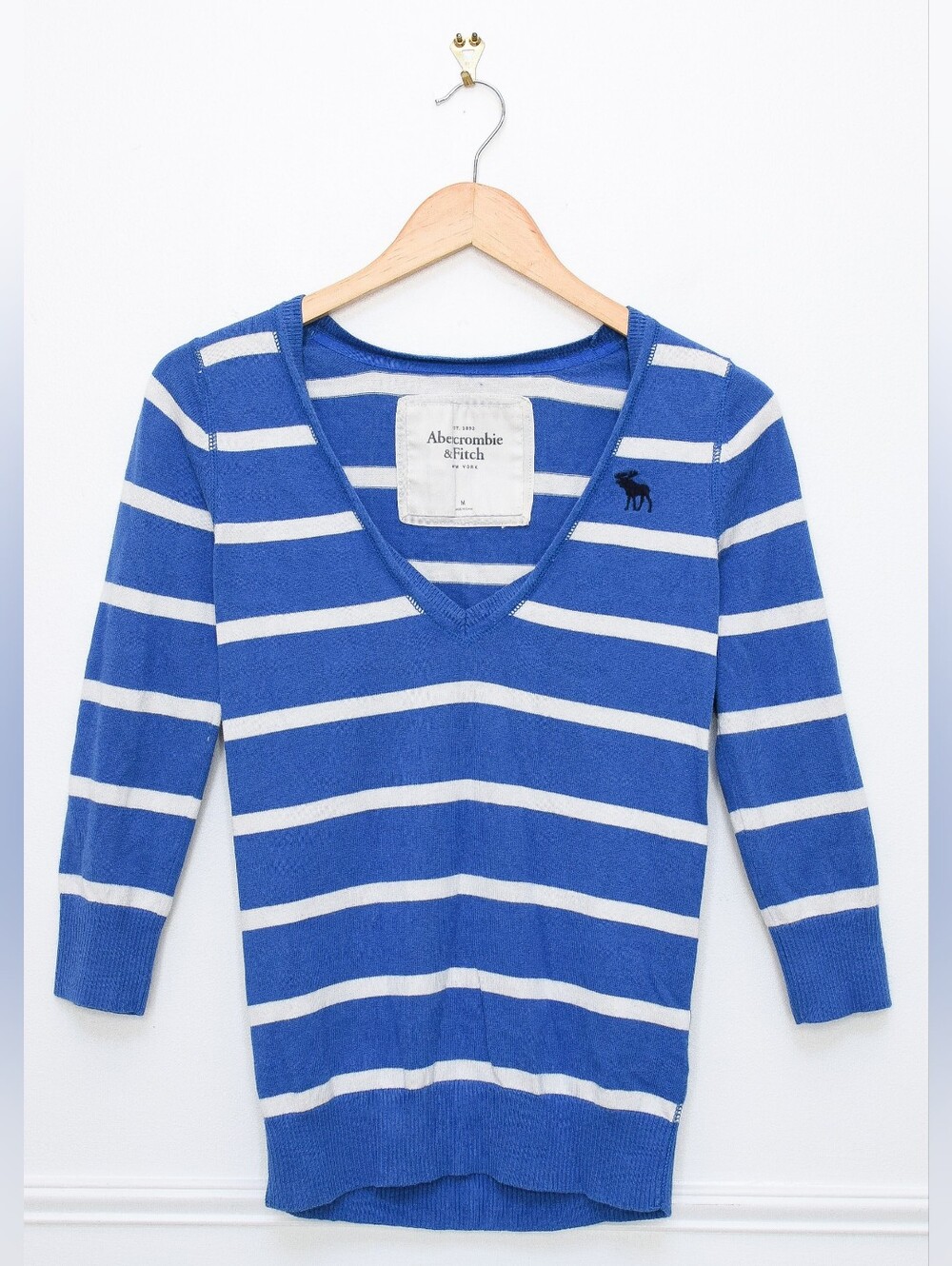 Vintage Y2K Abercrombie & Fitch Striped V-Neck Shirt Sweater Size M - Picture 2 of 9